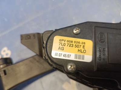 Педаль газу Volkswagen Touareg (2007-2010) рестайл