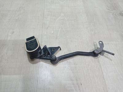 Датчик положения кузова Mercedes GL X166