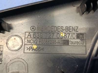 Сітка динаміків декоративна Mercedes-Benz Vito W 639 (2010-2014) рестайл