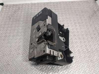 Замок двери передней левой Renault Trafic II, Opel Vivaro II, Nissan Primastar II (2001-2006) дорестайл