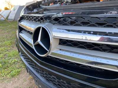 Решітка радіатора Mercedes GL X164