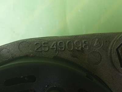 Генератор Renault Trafic II, Opel Vivaro II, Nissan Primastar II (2001-2006) дорестайл