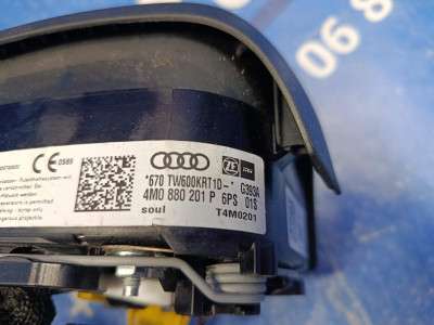 Подушка безпеки в кермо Audi Q7 4M(2015-2020)