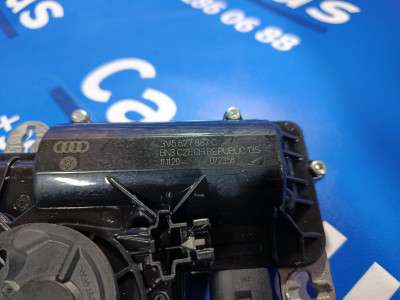 Замок кришки (двері) багажника Audi E-TRON