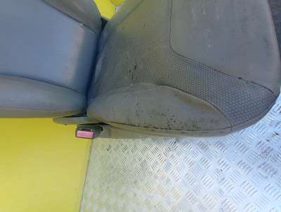Сидение одинарное Renault Trafic II, Opel Vivaro II, Nissan Primastar II (2006-2014) рестайл