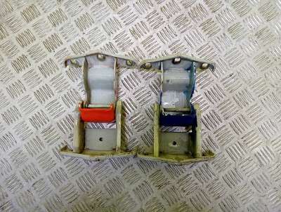 Петля двері розпашной Renault Trafic II, Opel Vivaro II, Nissan Primastar II (2006-2014) рестайл