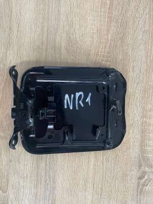 Лючок бензобака Nissan Rogue 2014-2020