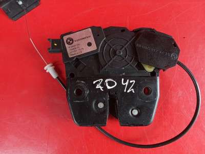 Замок кришки (двері) багажника BMW X5 E70 (2007-2010) дорестайл