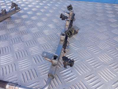 Рампа паливна BMW X5 E70 (2007-2010) дорестайл