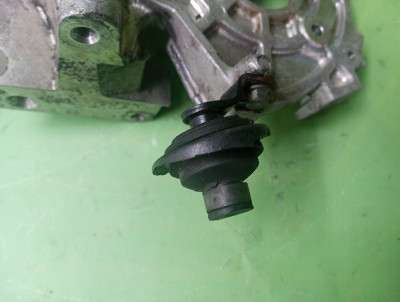 Крепление Renault Trafic II, Opel Vivaro II, Nissan Primastar II (2001-2006) дорестайл