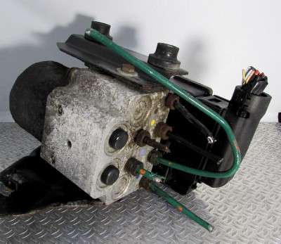 Модуль (блок) ABS Renault Trafic II, Opel Vivaro II, Nissan Primastar II (2001-2006) дорестайл