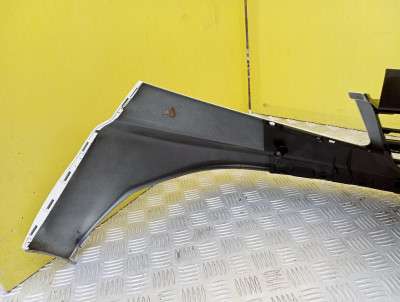 Накладка бампера переднього центральна Renault Trafic II, Opel Vivaro II, Nissan Primastar II (2006-2014) рестайл