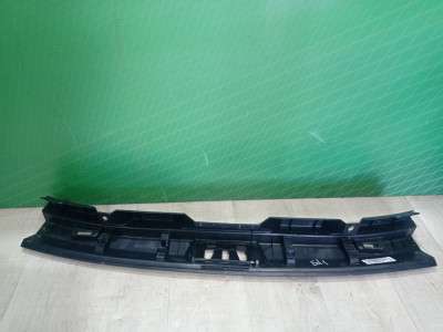 Накладка петлі багажника Ford Edge (2015-2024)
