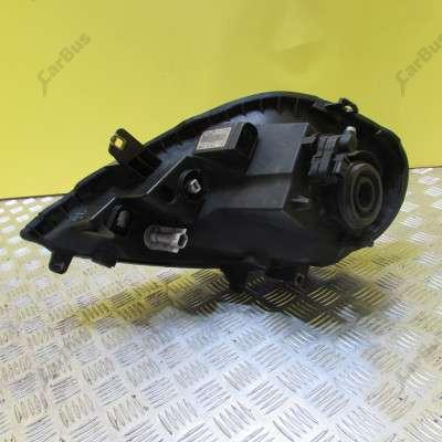 Фара передня права Renault Trafic II, Opel Vivaro II, Nissan Primastar II (2006-2014) рестайл