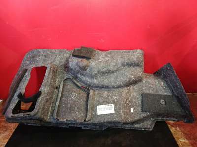 Обшивка багажника E-class W212