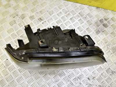 Фара передня права BMW X5 E53 (2003-2006) рестайл