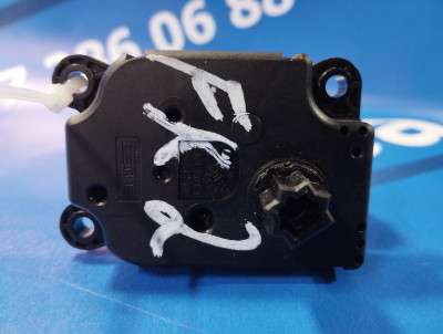 Электропривод (сервопривод) заслонки печки Ford Kuga 2 (2012 - 2016)