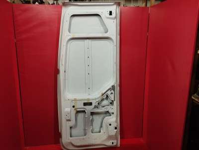 Двері задні праві RENAULT MASTER III