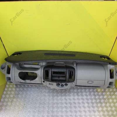 Торпедо (панель передняя) Renault Trafic II, Opel Vivaro II, Nissan Primastar II (2006-2014) рестайл