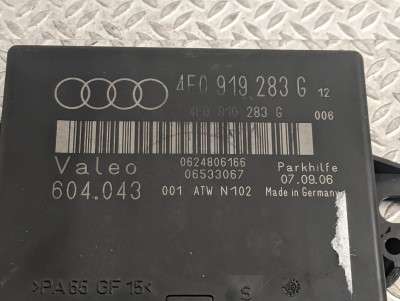 Блок керування парктроніками Audi Q7 (2006-2009)