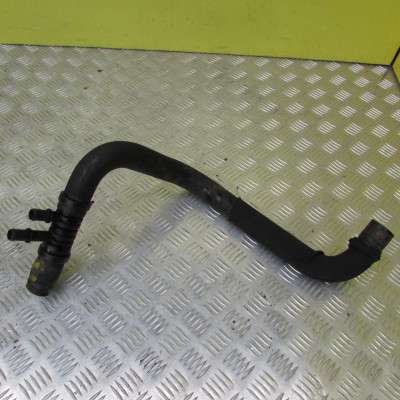 Патрубок охолодження Renault Trafic II, Opel Vivaro II, Nissan Primastar II (2006-2014) рестайл