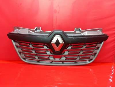Решетка радиатора RENAULT MASTER III
