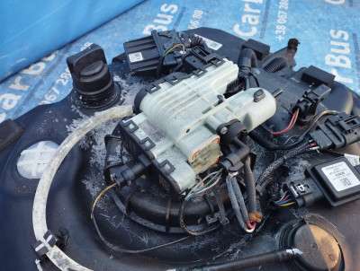 Бачок системы ADBLUE Volkswagen Touareg FL (2015-2018)