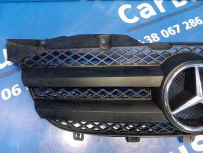 Решетка радиатора Mercedes-Benz Sprinter W 906 (2006-2014) дорестайл