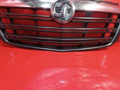 Решетка радиатора RENAULT MASTER III
