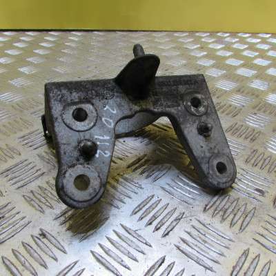 Кронштейн (кріплення) КПП Renault Trafic II, Opel Vivaro II, Nissan Primastar II (2006-2014) рестайл