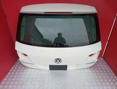 Кришка багажника (двері) Volkswagen Touareg NF (2010-2014)