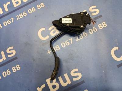 Педаль газу Renault Trafic II, Opel Vivaro II, Nissan Primastar II (2006-2014) рестайл