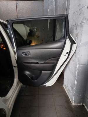 Двері задні праві Nissan Leaf II 2018-2024