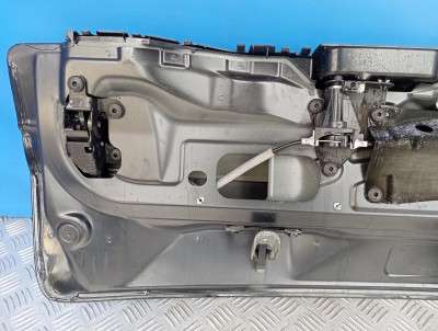 Борт відкидний (ляда нижня, кришка багажника нижня) BMW X5 E70 (2007-2010) дорестайл