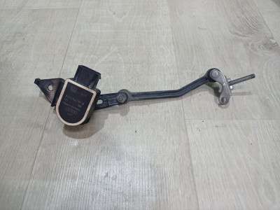 Датчик положения кузова Mercedes GL X166