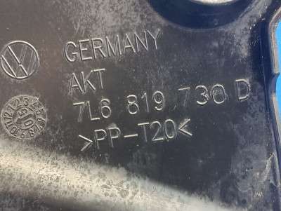 Жабо (пластик зливовий) Volkswagen Touareg (2003-2006) дорестайл