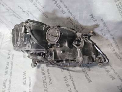 Фара передня ліва Mercedes ML W164 (2005-2011)