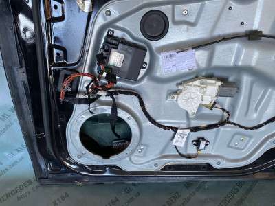 Дверь передняя правая Mercedes GL X164