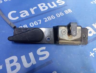 Кронштейн (тримач) ручки дверей Renault Trafic II, Opel Vivaro II, Nissan Primastar II (2006-2014) рестайл