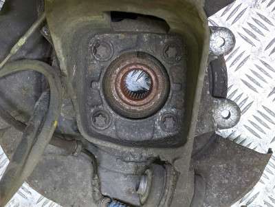 Ступиця (кулак цапфа) задня права BMW X5 E53 (2003-2006) рестайл