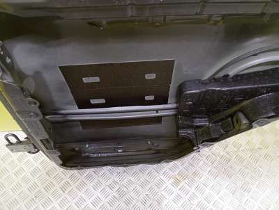 Двері задні праві Volkswagen Touareg (2007-2010) рестайл