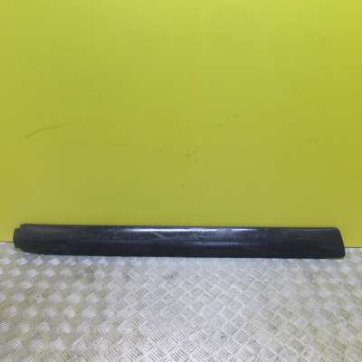 Накладка декоративна (молдинг) даху Renault Trafic II, Opel Vivaro II, Nissan Primastar II (2006-2014) рестайл - 4