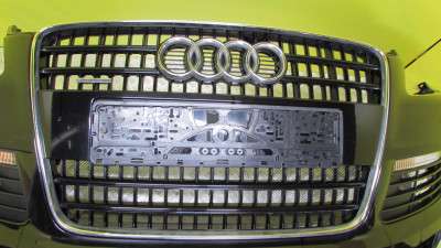 Решетка радиатора Audi Q7 (2006-2009)