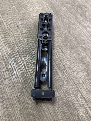 Механизм регулировки высоты ремня безопасности E-class W212