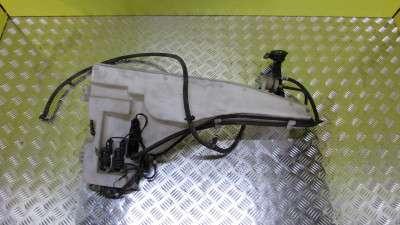 Бачок омивача (омивач скла, фар) BMW X5 E70 (2007-2010) дорестайл