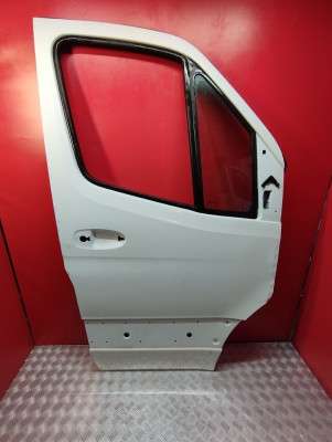Двері передні праві Mercedes-Benz Sprinter W907 (2014-2024)