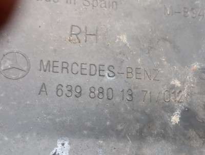 Клык (угол) бампера правый Mercedes-Benz Vito W 639 (2003-2010) дорестайл
