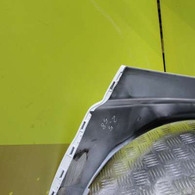 Накладка бампера переднього центральна Renault Trafic II, Opel Vivaro II, Nissan Primastar II (2006-2014) рестайл