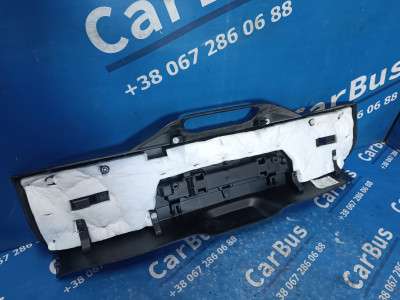 Обшивка кришки (двері) багажника BMW X7 G07 (2018-2022)