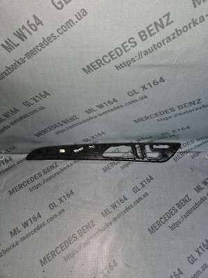 Накладка дверей декоративна (салонна) Mercedes ML W166 (з 2011)